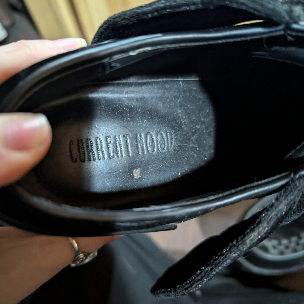 Current Mood Velvet Bat Wing Platform Heels - Picture 6 of 7